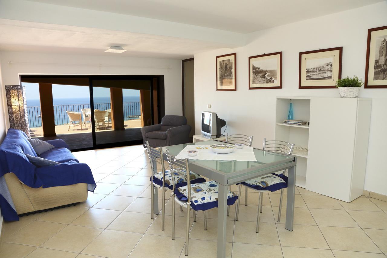 Terrazze Ponente E Levante - By Vacation Service Apartment Cefalu Bagian luar foto