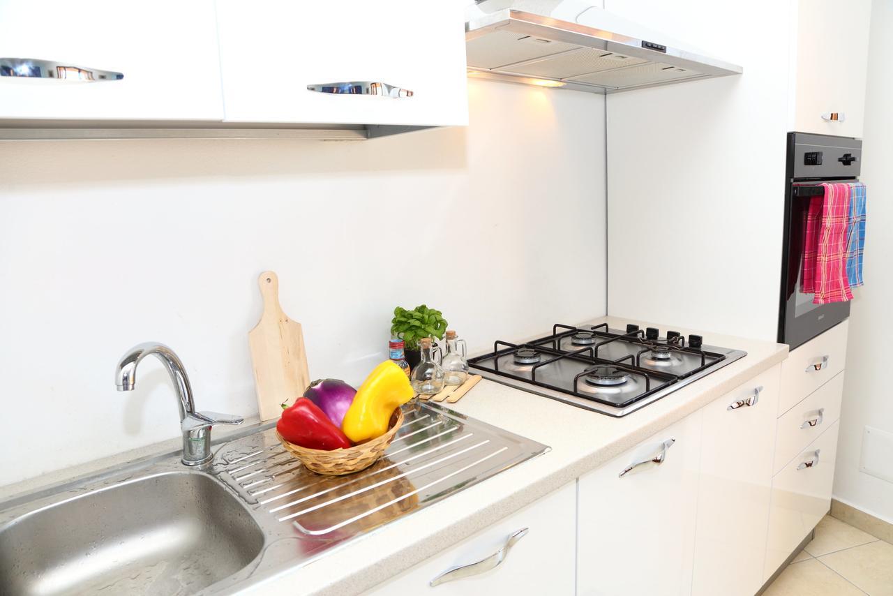 Terrazze Ponente E Levante - By Vacation Service Apartment Cefalu Ruang foto